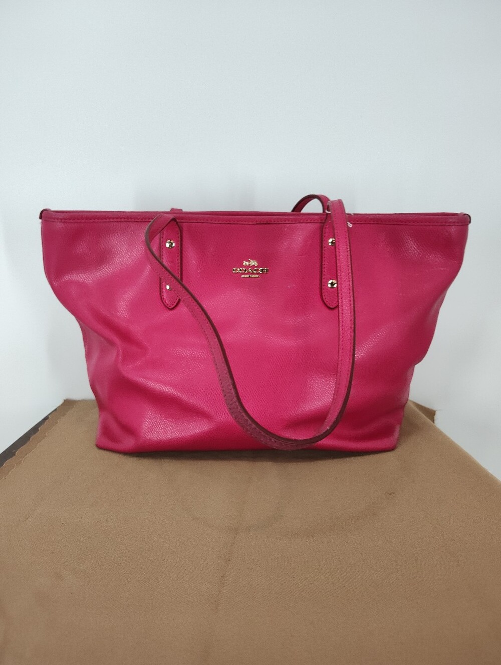 Coach City Zip Tote Pink Leather - Classic Everyday Carry